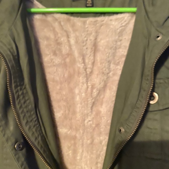 Utility Vest - Picture 5 of 5